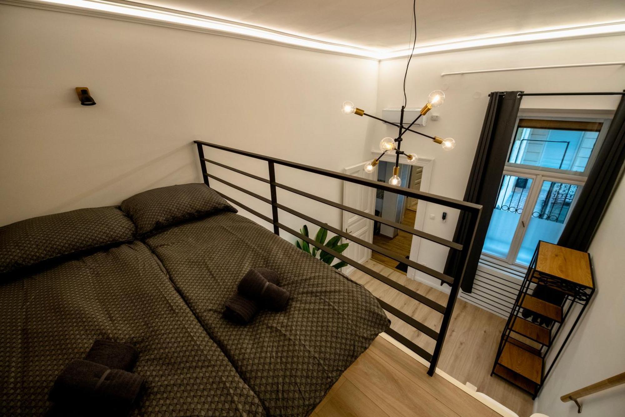 Vinitus Budapest Centro Extérieur photo